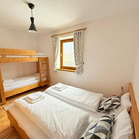 Joy Daire Bad Kleinkirchheim